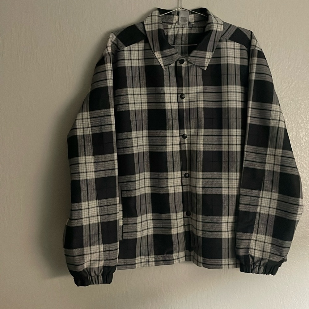 DSG Twitch + Allison windbreaker